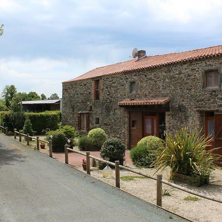 Hôtel Le Logis De La Mésanchère à Apremont  Extérieur photo