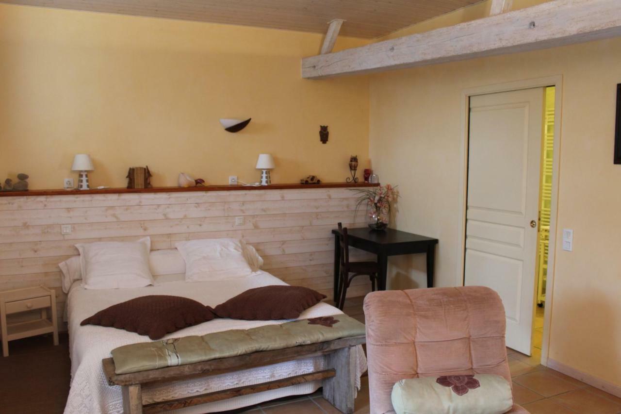Hôtel Le Logis De La Mésanchère à Apremont  Extérieur photo