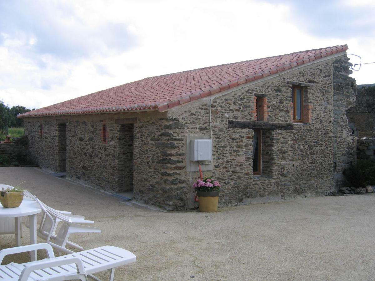 Hôtel Le Logis De La Mésanchère à Apremont  Extérieur photo